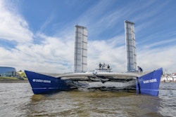 Picture of Energy Observer arriving in Hamburg, Germany